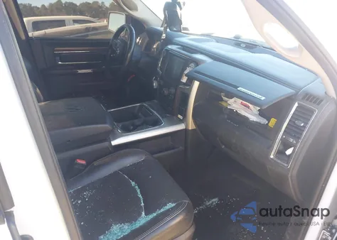 2017 Ram 1500 Laramie 4X4 5'7 Box from USA, damaged, VIN 1C6RR7NT3HS614251